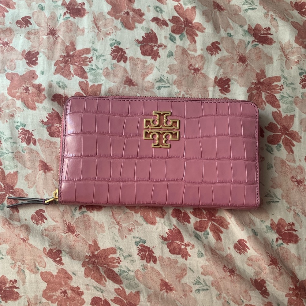 Tory Burch crocodile skin wallet